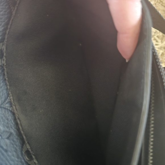 Louis Vuitton Trio Mess NV - Picture 6 of 16